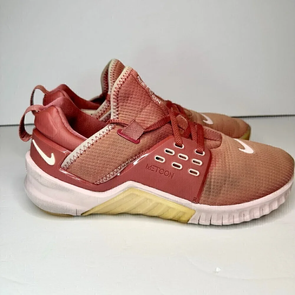 Nike Free Metcon 2 Sneakers Women's Light Redwood Pink cd8526-866 Size 9.5
